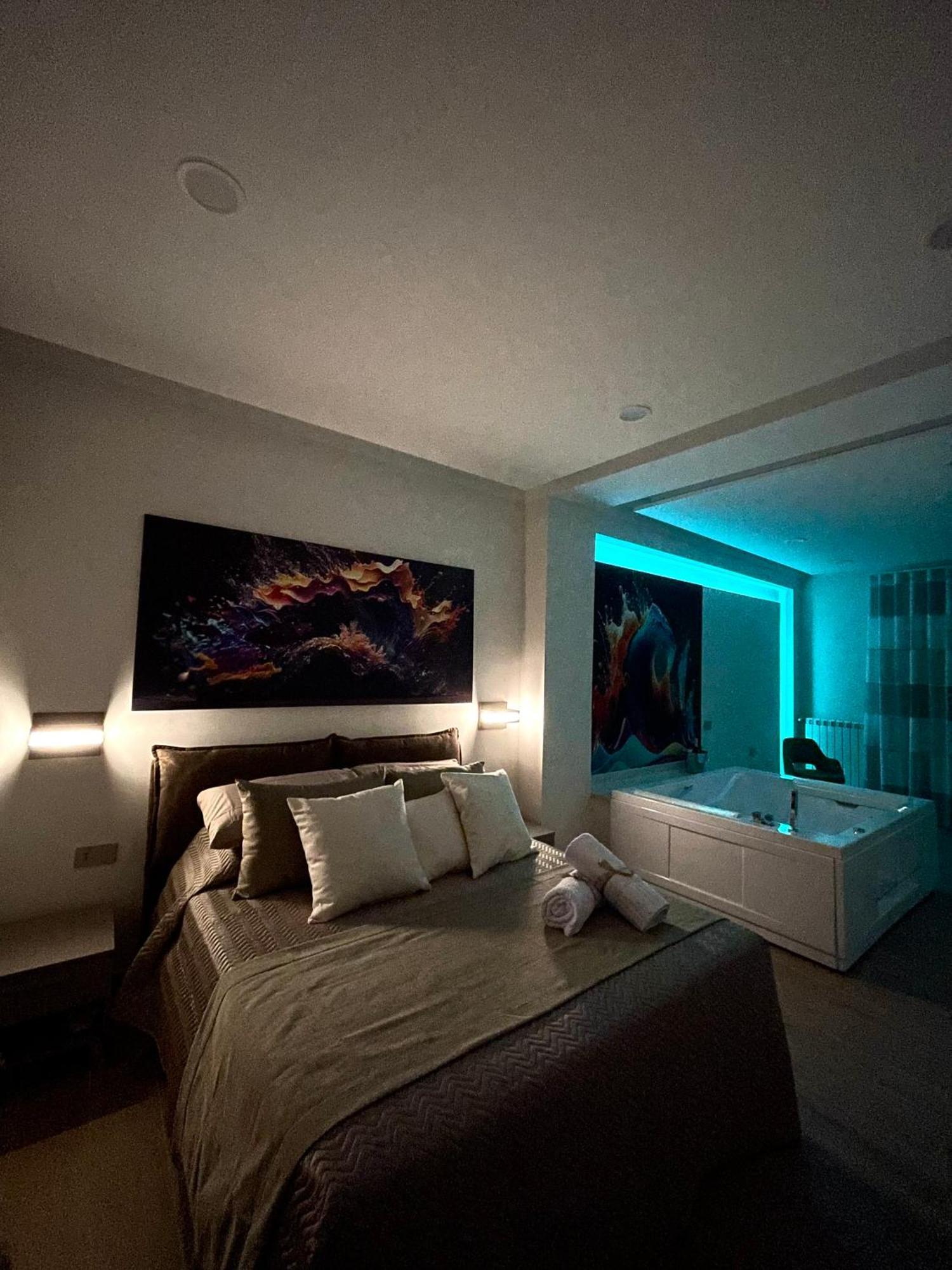 Colombo Suite Cassino Bagian luar foto